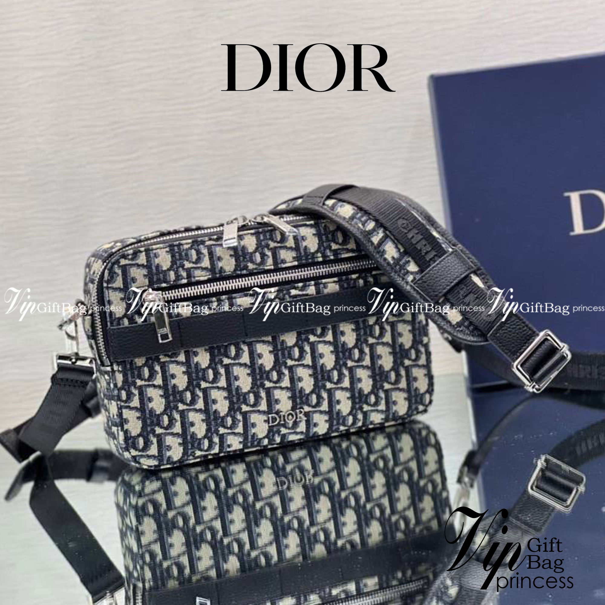 หนังแท้ DIOR SAFARI MESSENGER BAG / Dior crossbody Beige and Black Dior Oblique Jacquard พร้อมส่งที่ไทย งานหนังแท้และผ้าแจ็คการ์ดเกรดออริจินอล ภาพสินค้าถ่ายจากงานขายจริง ใช้งานต่างประเทศได้