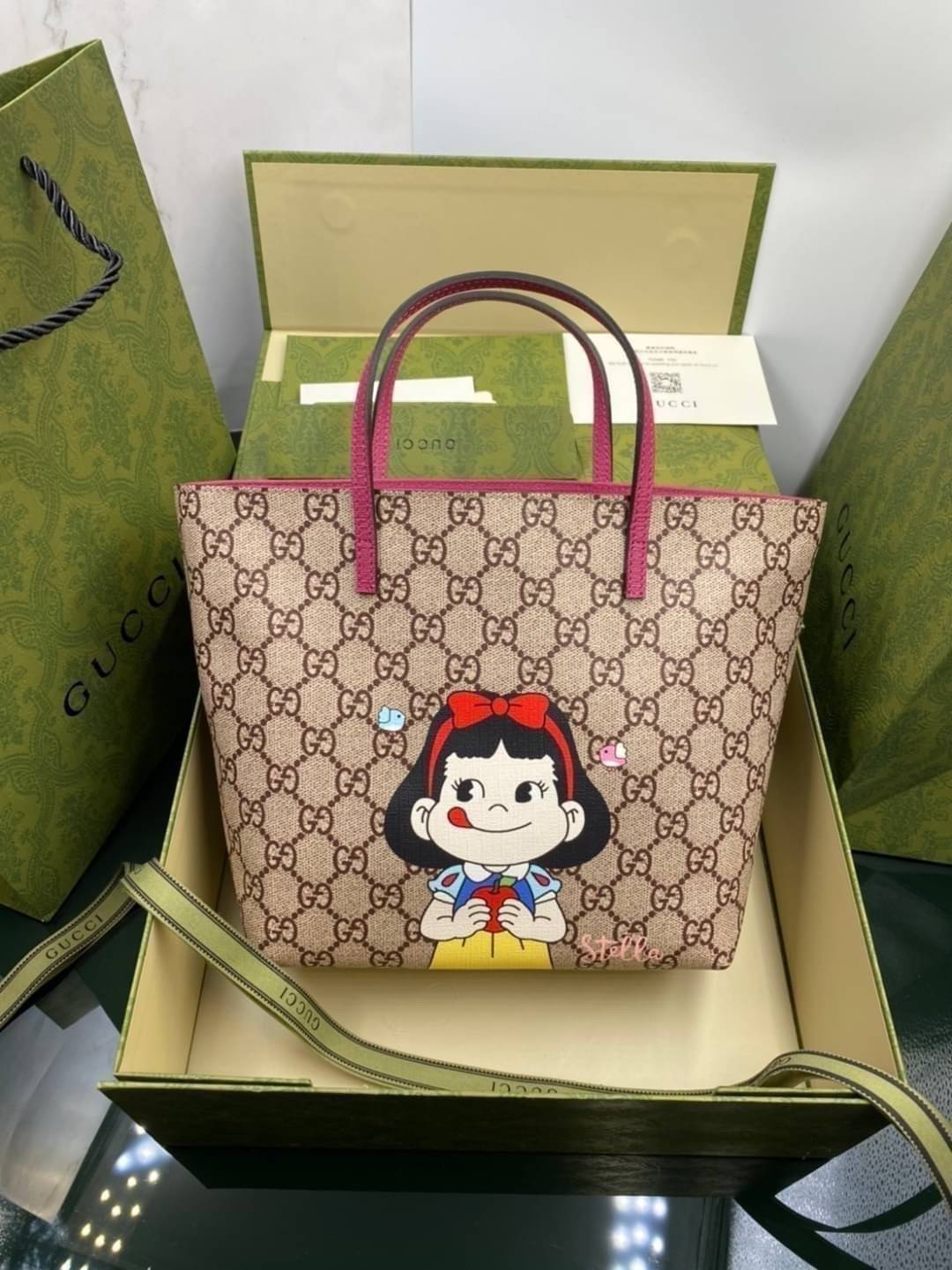 VIP 】Animal-Friendly Gucci Kid Tote Bag งานหนังแท้ทรงตั้งสวย ขนาดกะทัดรัด จุของได้เยอะ ใช้ได้ทั้งเด็กและผู้ใหญ่ น่ารักมากค่ะ **รุ่นขายดีตลอดกาล**