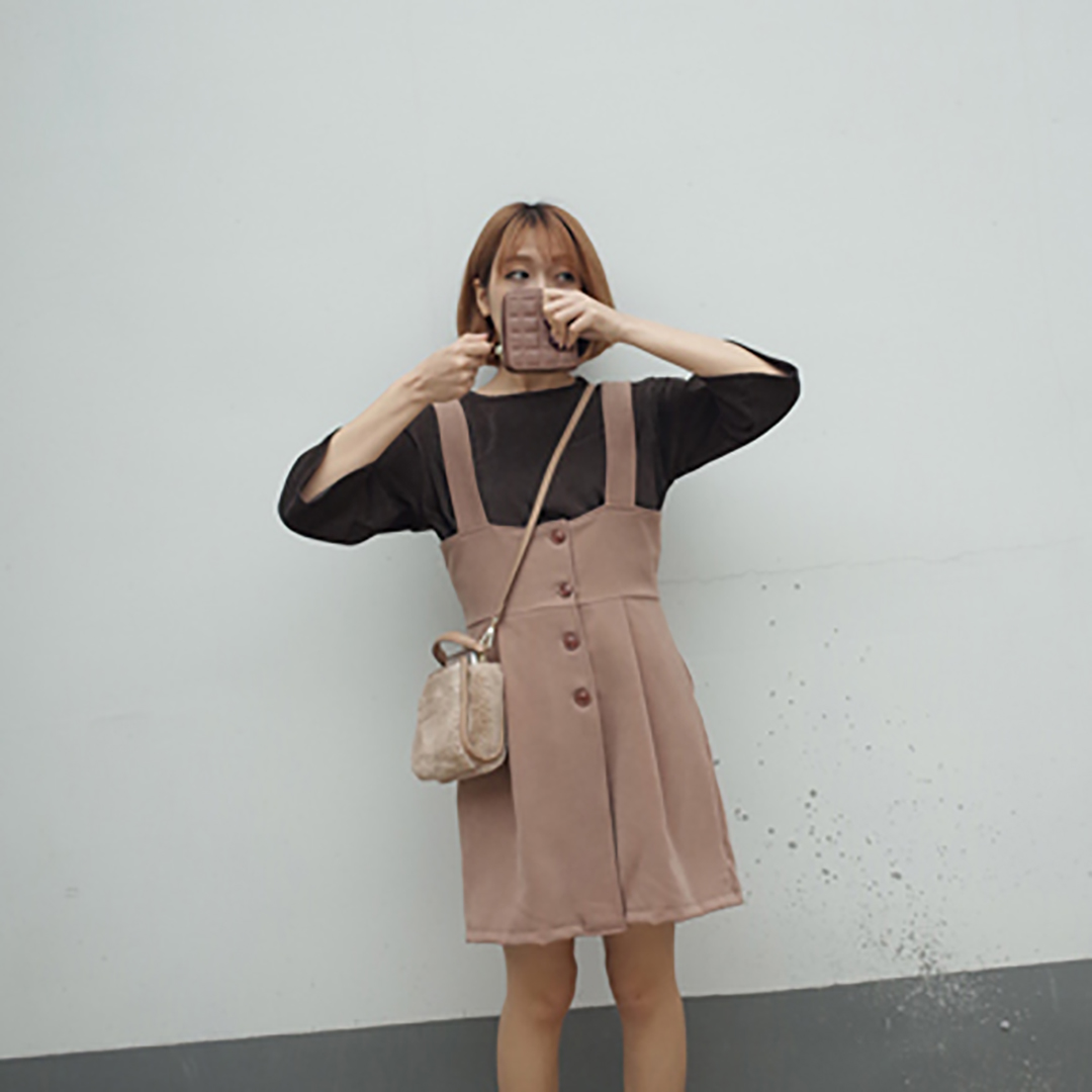 พร้อมส่ง 2 สี ✨ Basic olivia dress เดรสเอี๊ยมแต่งกระเป๋า (IN32431)