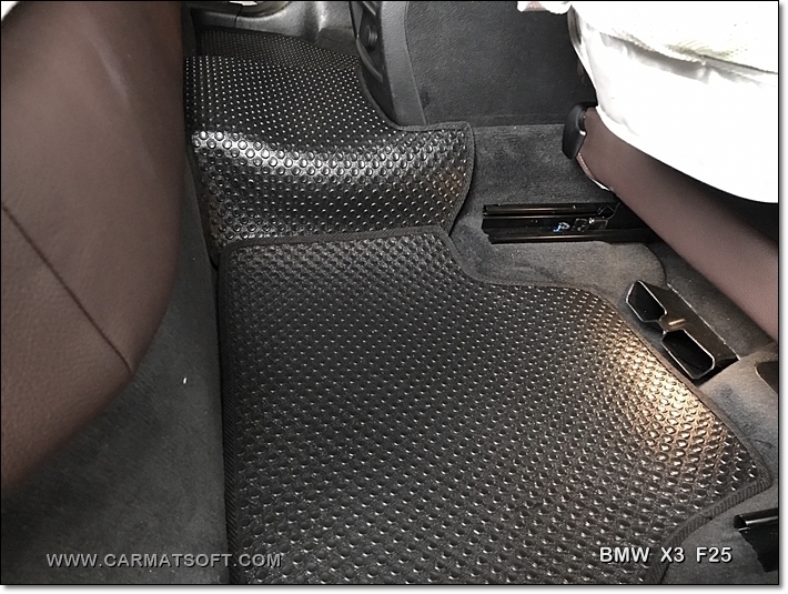 ยางปูพื้นรถยนต์ BMW X3 F25 รุ่น minimat กระดุมเม็ดเล็ก สีดำ +แผ่นปูท้าย (6 ชิ้น) พรมปูพื้นลายกระดุม bmw x3 f25 ตัดเข้ารูป สวยงาม ทนทานที่สุด ป้องกันน้ำ กันโคลน กันเปื้อนได้ดี ...ส่งฟรี