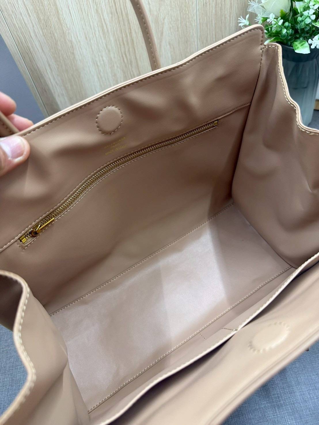ORI หนังแท้ | Balenciaga Carry All Hampton Bag / Balenciaga Tote Bag 33cm กระเป๋าสะพายทรงโท้ท ภายในโล่งกว้าง ดีไซน์เรียบง่าย เรียบหรู
