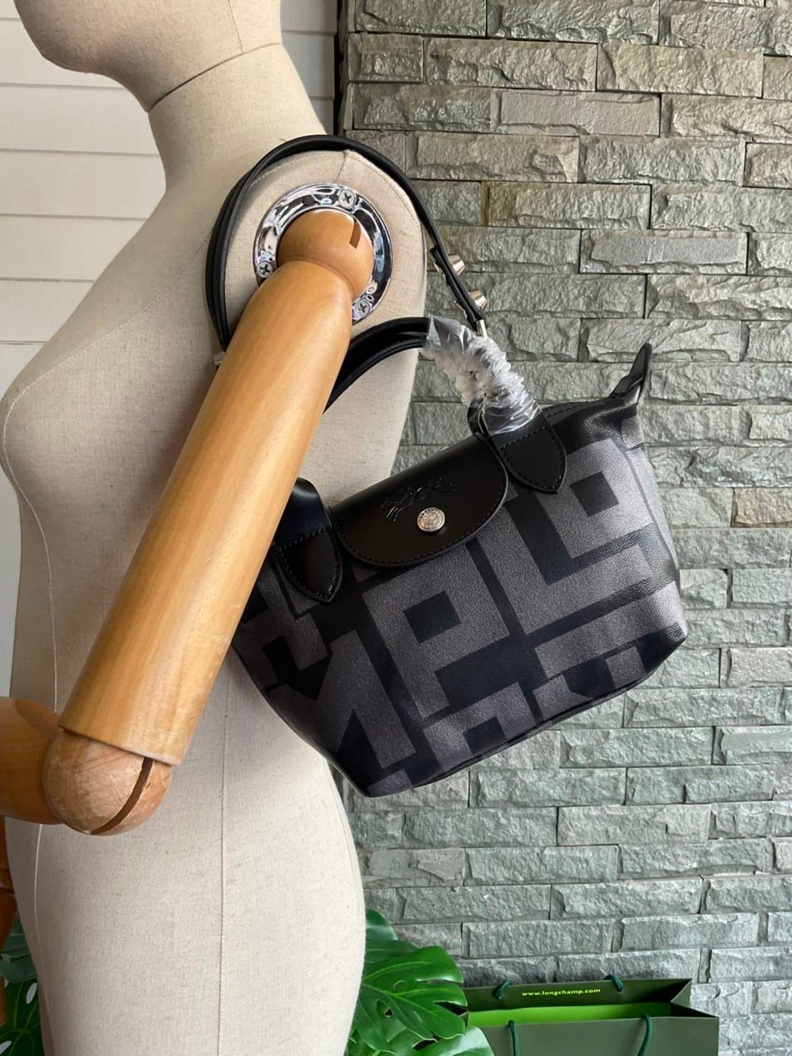 Longchamp Le Pliage Lgp Mini Tote - กระเป๋าถือขนาดเล็ก วัสดุหนังเมทิส หรือ หนังแกะ - น้ำหนักเบา จุของได้เยอะ เปิด-ปิดด้วยซิปสะดวกใช้