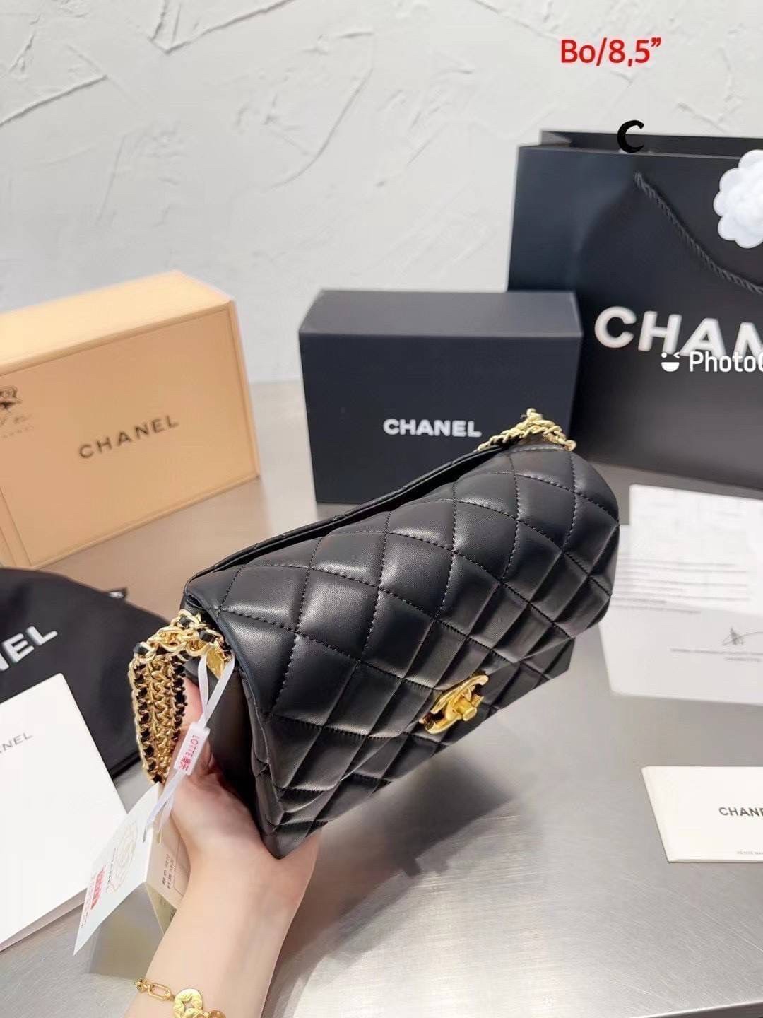 Chanel Small Flap Bag gold-tone metal, black / Chanel Bag / Chanel Box พร้อมส่ง กระเป๋าสะพายใบเล็ก 2023 คอลใหม่ ใช้งานต่างประเทศได้ ภาพถ่ายจากงานขายจริง