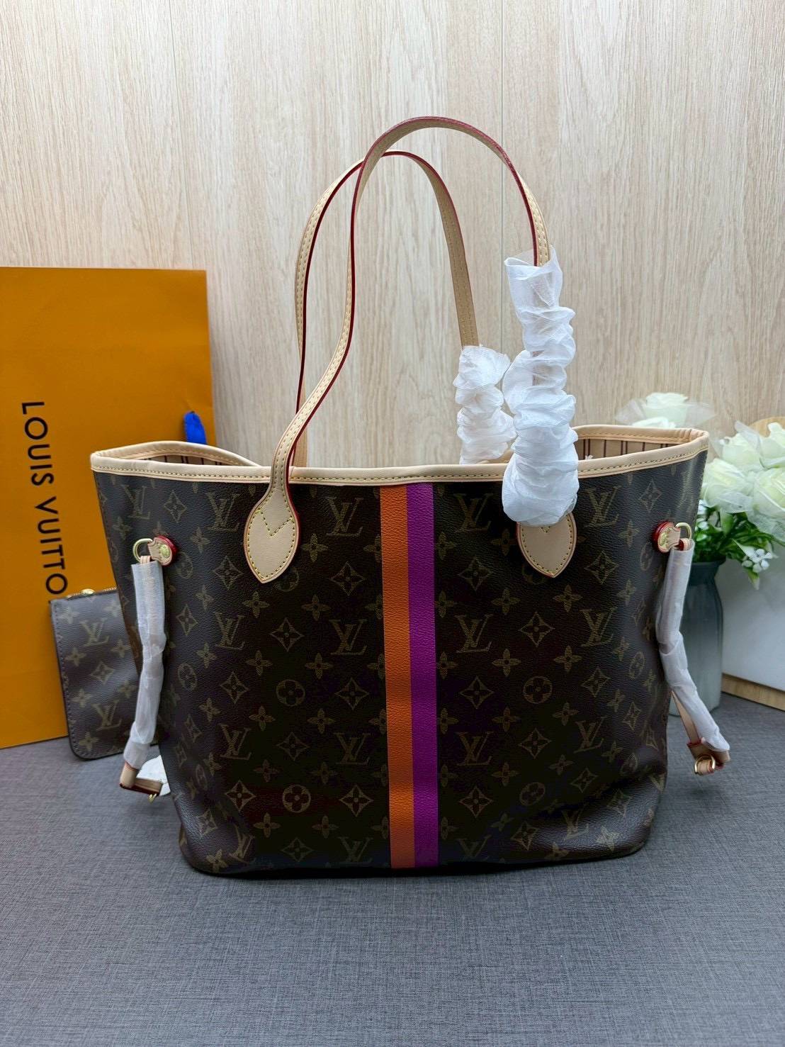 ORI หนังแท้ | LV Neverfull MM Mon Monogram / LV Tote Bag กระเป๋าสะพายทรงโท้ทใบใหญ่ คาดแถบชมพู