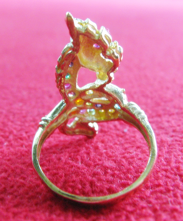 สินค้าหมดค่ะ แหวนพญานาคทองเหลืองพลอย7สี เสริมดวงบารมี แบบ1ค่ะ