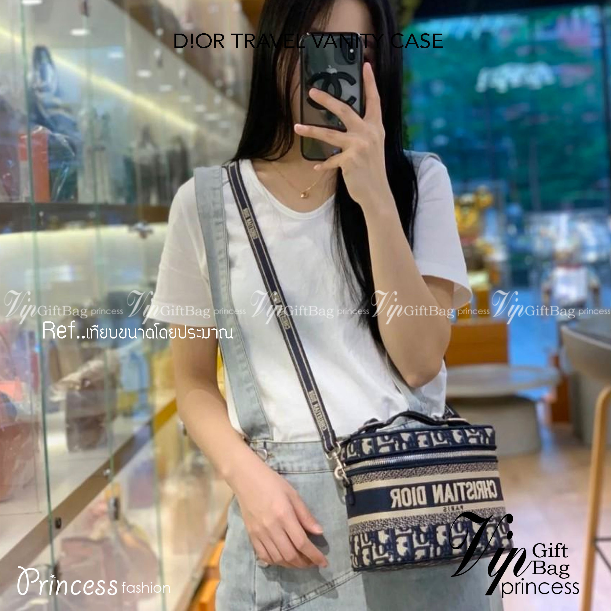 DIOR TRAVEL VANITY CASE Oblique Embroidery กระเป๋าใส่เครื่องสำอางค์ สวยคลาสสิคขนาดกำลังดี พกพาสะดวก ใช้งานง่ายสุดๆ วัสดุงานทอละเอียดคุณภาพดี ภายในเป็นช่องโล่ง ใบจริงงานสวยเกินเบอร์!! สวยงามเกินราคา ไม่ผิดหวังจ้า