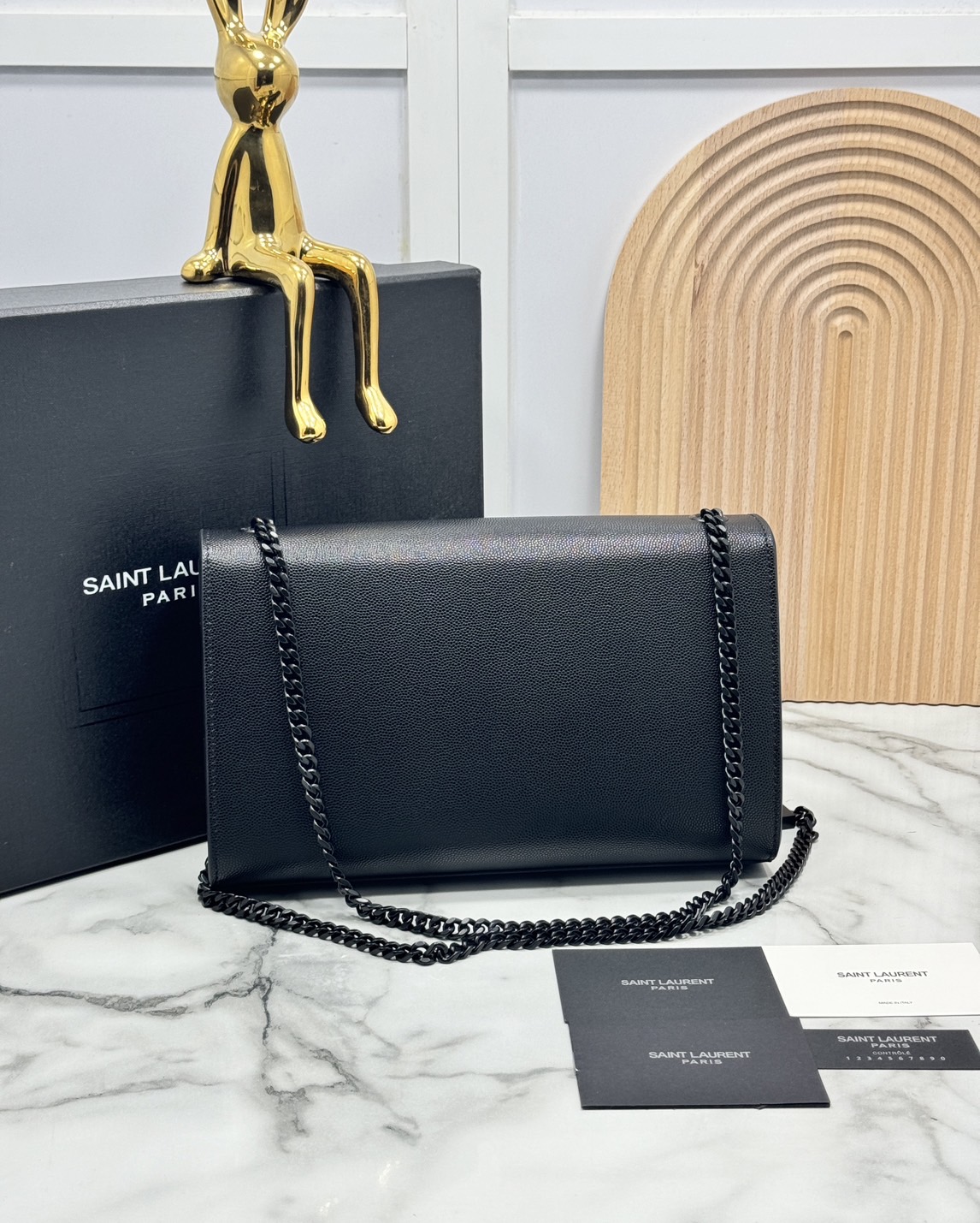 ORI หนังแท้ | YSL KATE MEDIUM BAG / YSL Woc Bag กระเป๋าสะพายทรง woc เรียบหรูดูแพงที่แท้จริง งานหนังเต็มใบโดดเด่นด้วยโลโก้แบรนด์สุดหรู รุ่นฮิตลอดกาลดูดีมีระดับ