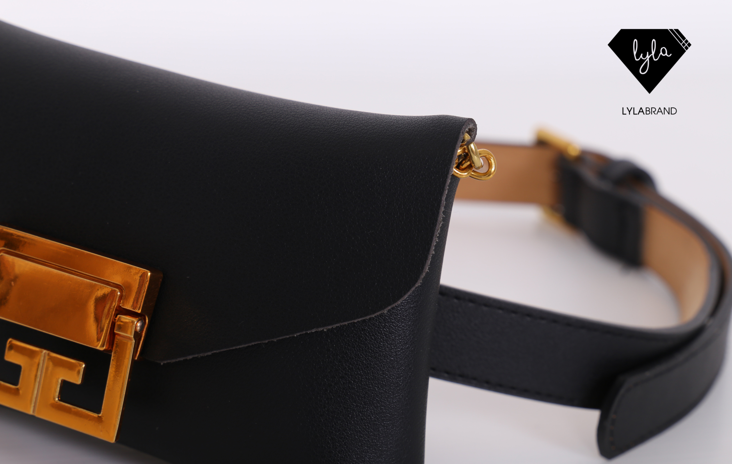 LYLABRAND🔔 Belt สุดฮอต ที่ใช้ง่าย เข้าได้กับทุกชุด แต่งตัวธรรมดา เพิ่มใบนี้เข้าไปทำให้ได้ลุคเก๋สุดๆ ❤️❤️