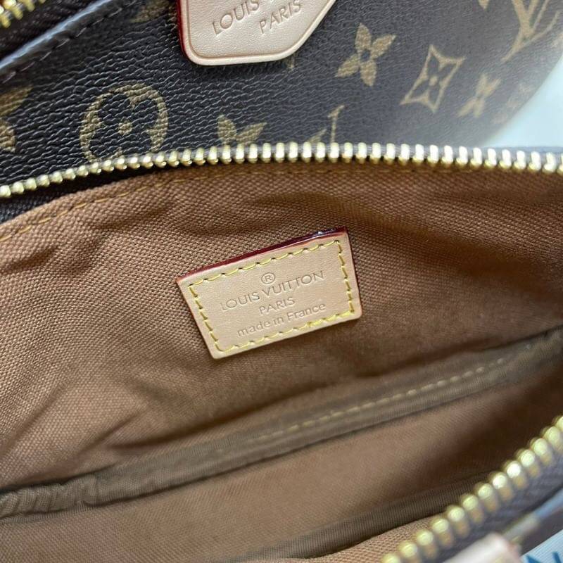 VIP GIFT 】LOUIS VUITTON MULTI-POCHETTE ACCESSOIRES Monogram พร้อมส่งที่ไทย 3 สีคลาสสิค