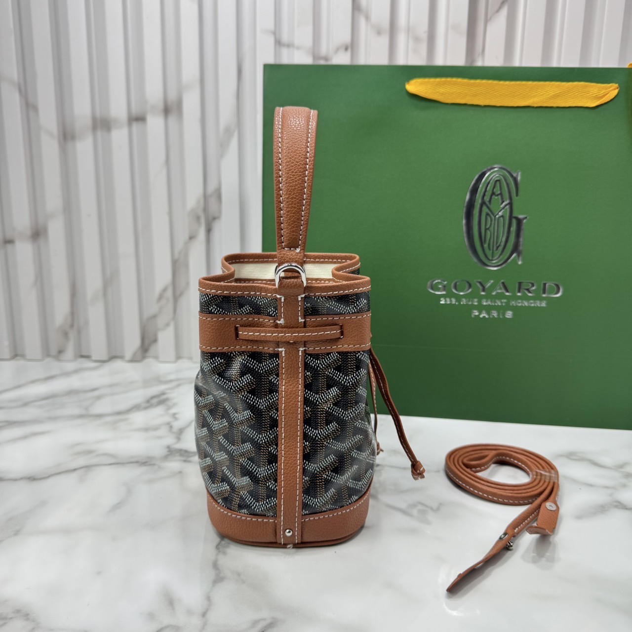 RI หนังแท้ | Goyard Petit Flot Mini bucket bag กระเป๋าสะพายทรงบัคเก็ต ไซส์มินิ ดูผู้ดีในตัว วัสดุหนังแคนวาสพิมพ์ลายสวยคม