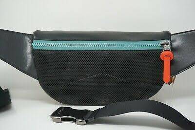 COACH F72931 TERRAIN BELT BAG IN SIGNATURE CANVAS กระเป๋าคาดอกสุดเท่ ขนาดพอเหมาะ ใช้แล้วเท่สุดๆไปเลย ภายในกว้าง เปิดปิดด้วยซิป