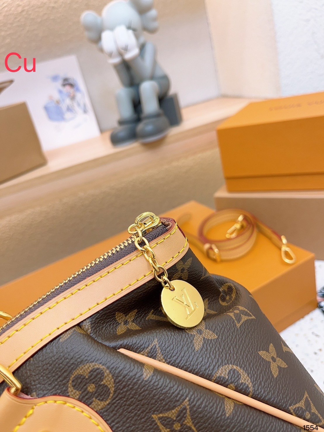 LV Tivoli PM HandBag / LV Bag พร้อมส่ง งานตามหาให้สาวๆได้สวย ในราคาจับต้องได้ กับกระเป๋าสะพายข้าง คลาสสิคแต่ดูผู้ดี งานปั้ม เป๊ะปังตามรูป