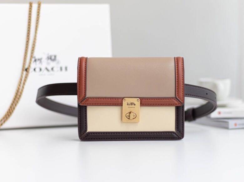 ของแท้ 💯% Coach Hutton Belt Bag In Colorblock ใช้งานได้หลากหลาย สะพายและคาดเอว งานหนังแท้ เก๋มากค่า