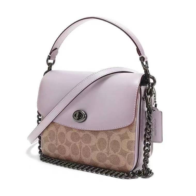 3สาย Coach 89089 Cassie Crossbody 19 In Signature Canvas เรียบหรู ดูดี ต้องไอเท็มนี้เลยจ้า กระเป๋าถือ/สะพายข้าง สุดพิเศษ!! มีสายมาให้ถึง 3 แบบ!! สลับใช้แมทช์ตามสไตล์ได้เลย วัสดุหนังแคนวาสสลับหนังเรียบ เปิด-ปิดด้วยตัวบิดล็อค ภายในแบ่งสัดส่วนอย่างดี ใส่ของไ