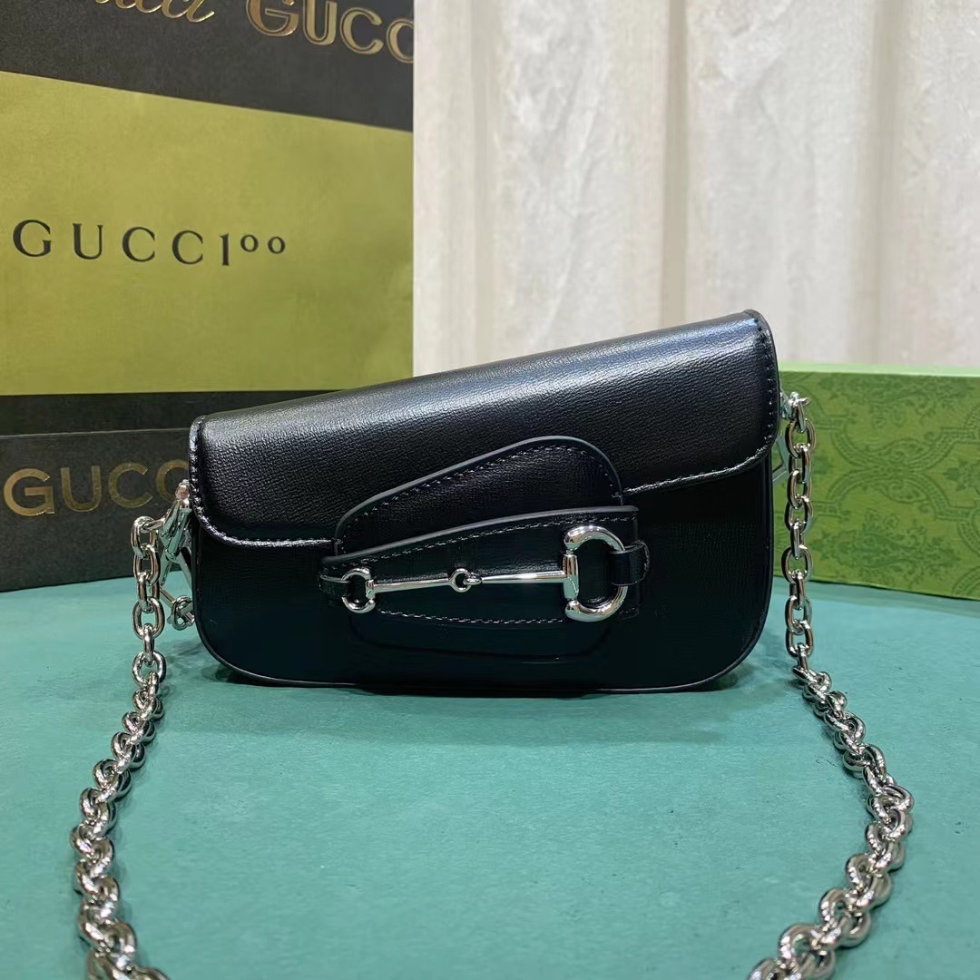 7.5" GUCCI HORSEBIT 1955 MINI SHOULDER BAG by an asymmetrical shape กระเป๋าสะพายไหล่ดีไซส์รูปทรงร่วมสมัย