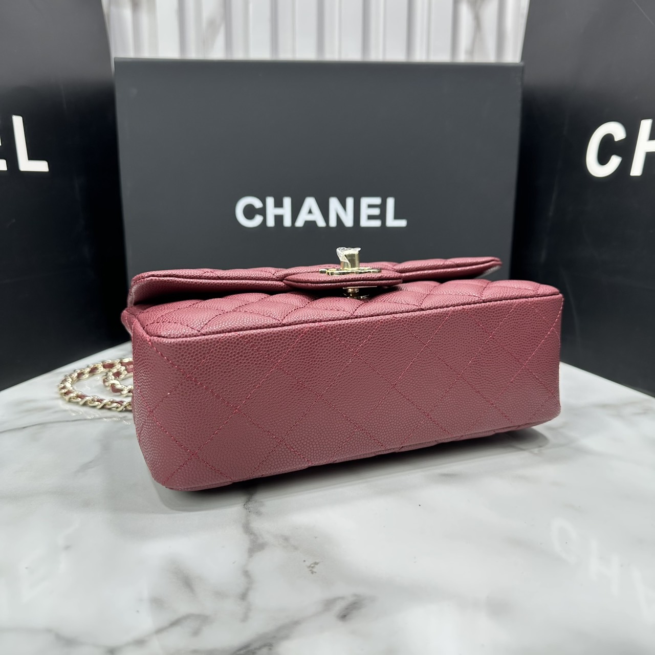 ORI หนังแท้ | CHANEL Classic Flap Bag TopHandle 20cm กระเป๋าสะพายคคลาสสิกพร้อมหูจับ หรูหราระดับตำนาน สวยงามเหนือกาลเวลา