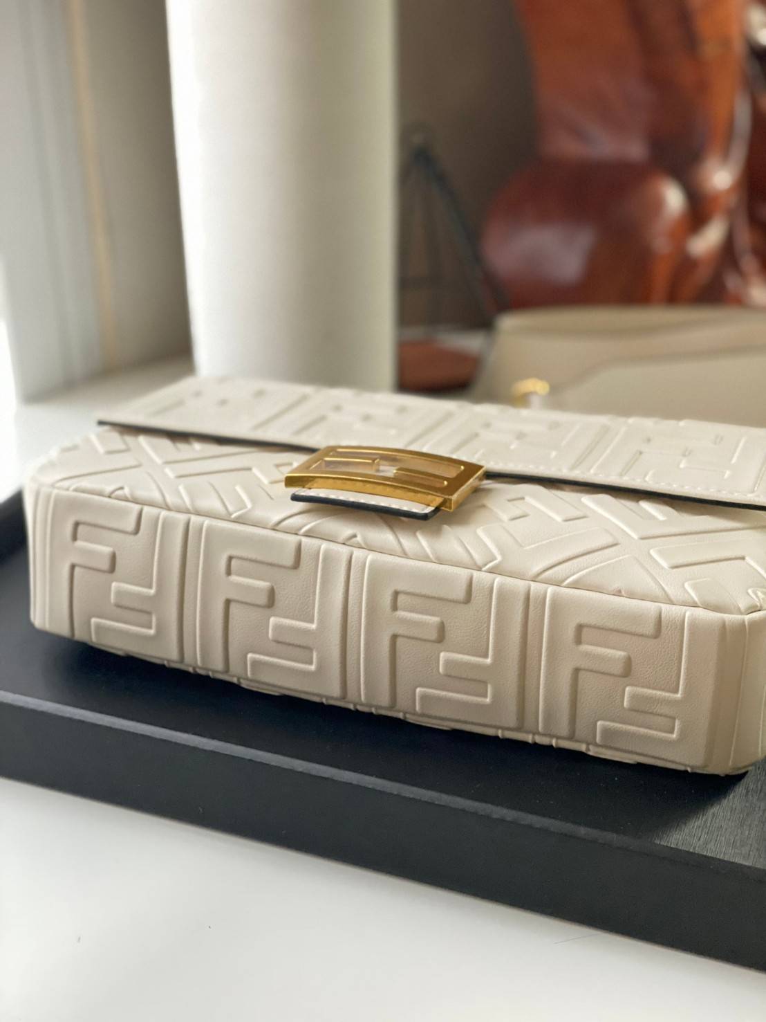 พรีเมี่ยมกิ๊ฟแท้ 100% 】หนังแท้ FENDI Baguette Shoulder Bag จุของได้เยอะมากก