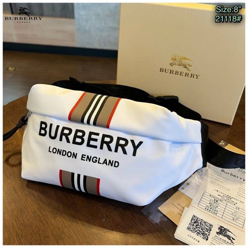 BURBERRY Belt Bag / Burberry Vintage Check Sonny Belt Bag / BURBERRY FRAGRANCES BELT BAG กระเป๋าคาดเอว คาดอกแบบ UNISEX ใช้ได้ทุกเพศ ลายวินเทจตามแบบฉบับของแบรนด์ เปิดปิดด้วยซิปยาว ใส่มือถือได้ทุกรุ่น รีบช้อป พร้อมอุปกรณ์ครบชุด ห้ามพลาด!