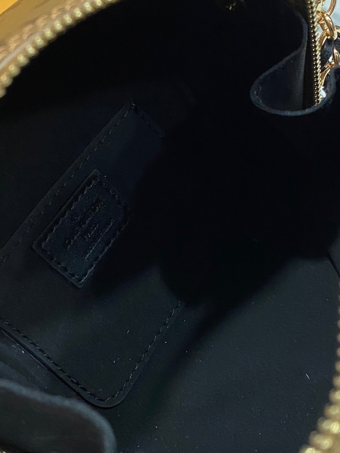 LV Just In Case Bag Monogram Reverse Canvas กระเป๋าสะพายใบเล็ก รุ่นใหม่ เกรดออริ 1:1 ใช้งานต่างประเทศได้