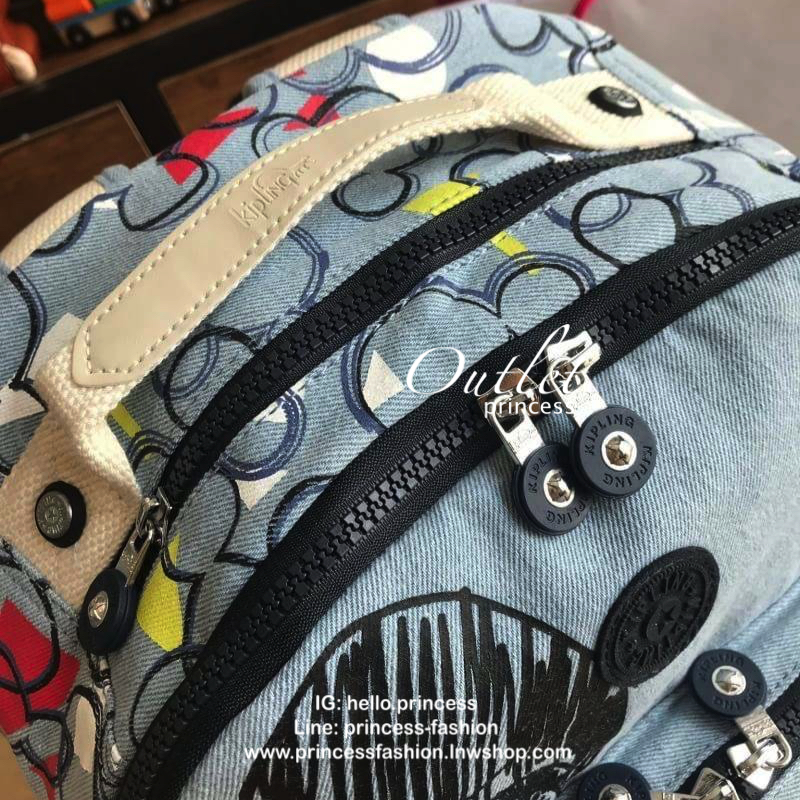 Kipling & Disney's 90 Years of Mickey Mouse Seoul GO Small& Large Laptop Backpack ฉลองครบ90ปีกับดิสนีย์กับรุ่นลิมิเตท เป้สวยๆที่มาวาดลวดลายและสีสันลงบนผ้าเป็นลายการ์ตูนมิคกี้ และไม่ลืมที่จะมีพวงกุญแจลิงเป็นสัญลักษณ์ ขนาดและไซส์ใช้ได้กับทั้งเด็กและผู้