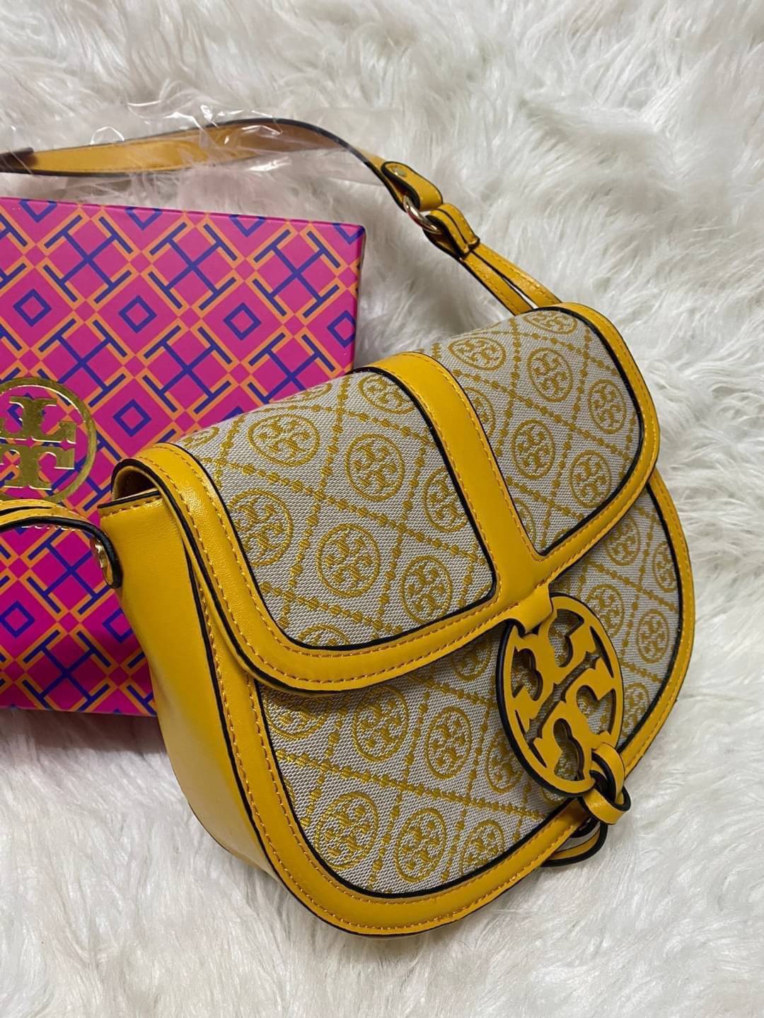 TORY BURCH MILLER CANVAS QUADRANT SADDLE BAG