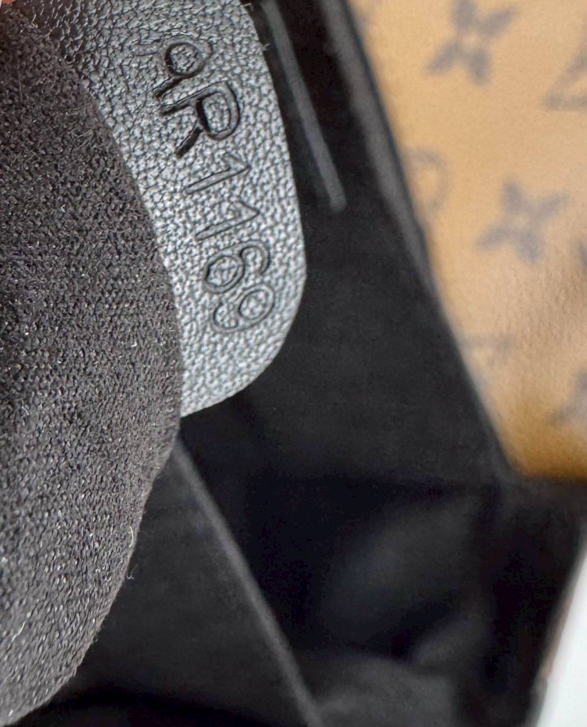 LV Pochette Métis bag กระเป๋าถือ/สะพายทรงสวย คลาสสิค ดีไซน์เรียบง่าย แต่แฝงความหรู ยกระดับให้ตัวเอง กับไอเท็มสุดเลิศ ที่สาวๆตามหา วัสดุหนังแคนวาสคุณภาพดี