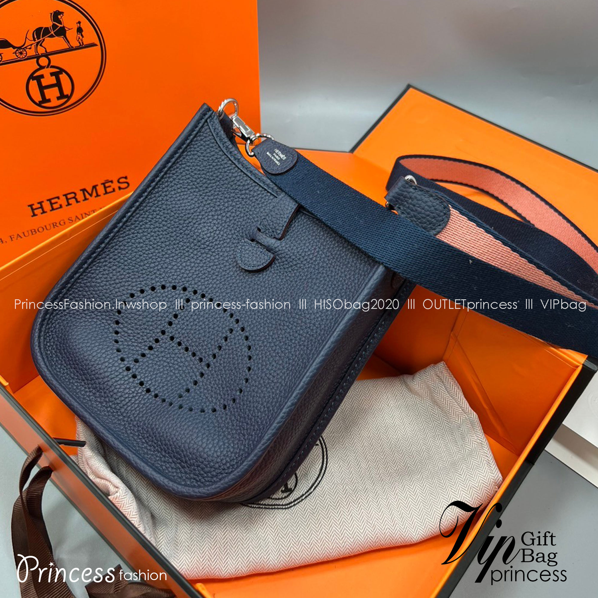 HERMES evelyne mini bag Luxury Bag กระเป๋าสะพายแบรนด์ดัง แบรนด์หรู คลาสสิกตลอดกาล ใช้ได้ทั้งชายหญิง ใบเดียวจบ สวยรวยปัง เกรดท็อปออริจินอล ภาพสินค้าถ่ายจากงานขายจริง ใช้งานต่างประเทศได้