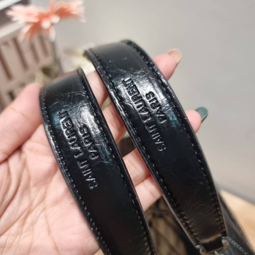 YSL niki baby chain bag in crinkled vintage leather / Yves Saint laurent shoulder bag กระเป๋าสะพายทรงคลาสสิค สุดฮอต ที่ใครๆก็ต้องมีใช้ ดีไซน์เรียบหรู วัสดุหนังลายวินเทจสัมผัสดี