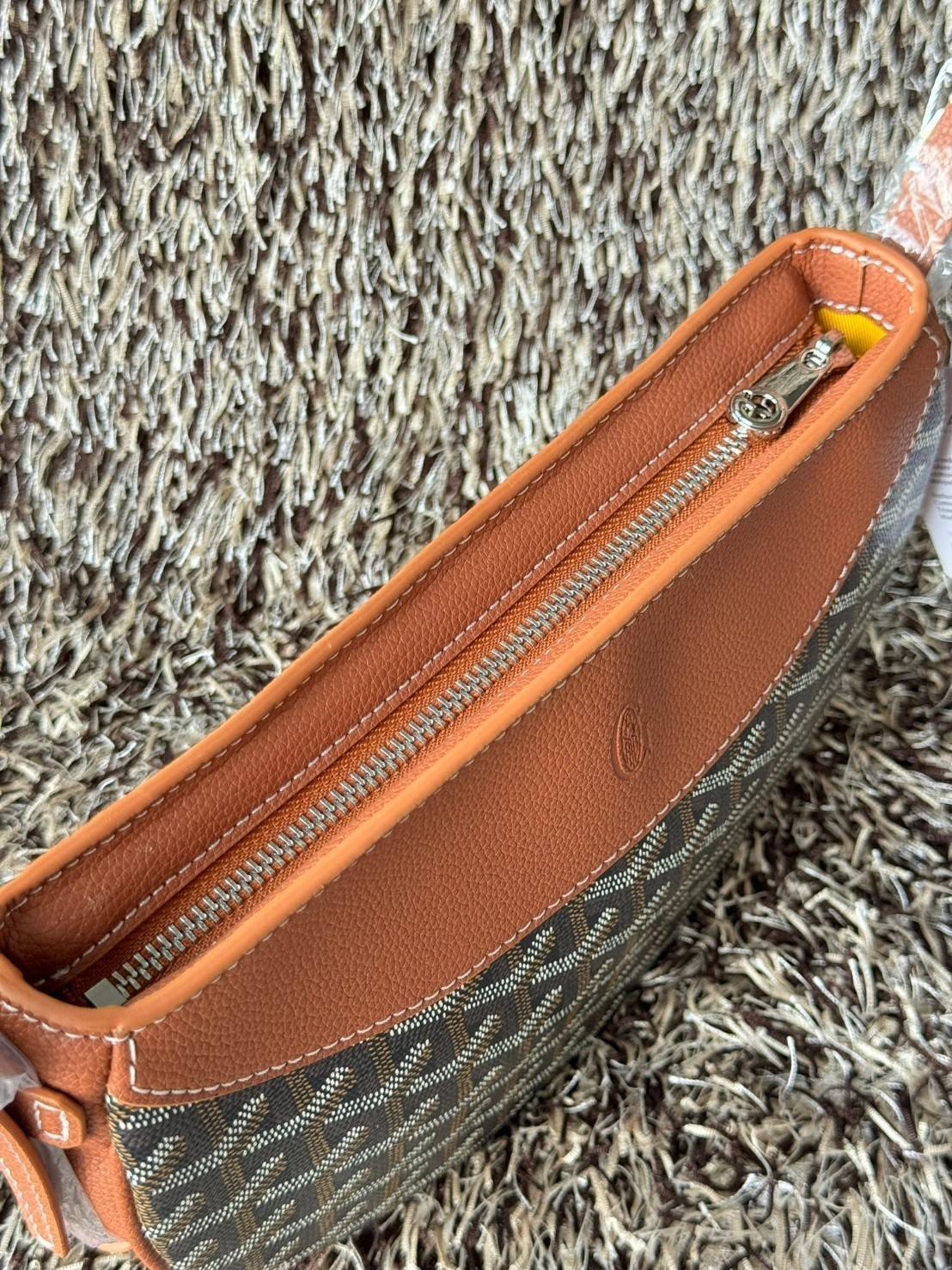 ORI หนังแท้ | GOYARD Hirondelle Bag กระเป๋าสะพายทรงครึ่งวงกลม ใข้งานได้หลายแบบทั้งในสไตล์ลําลอง