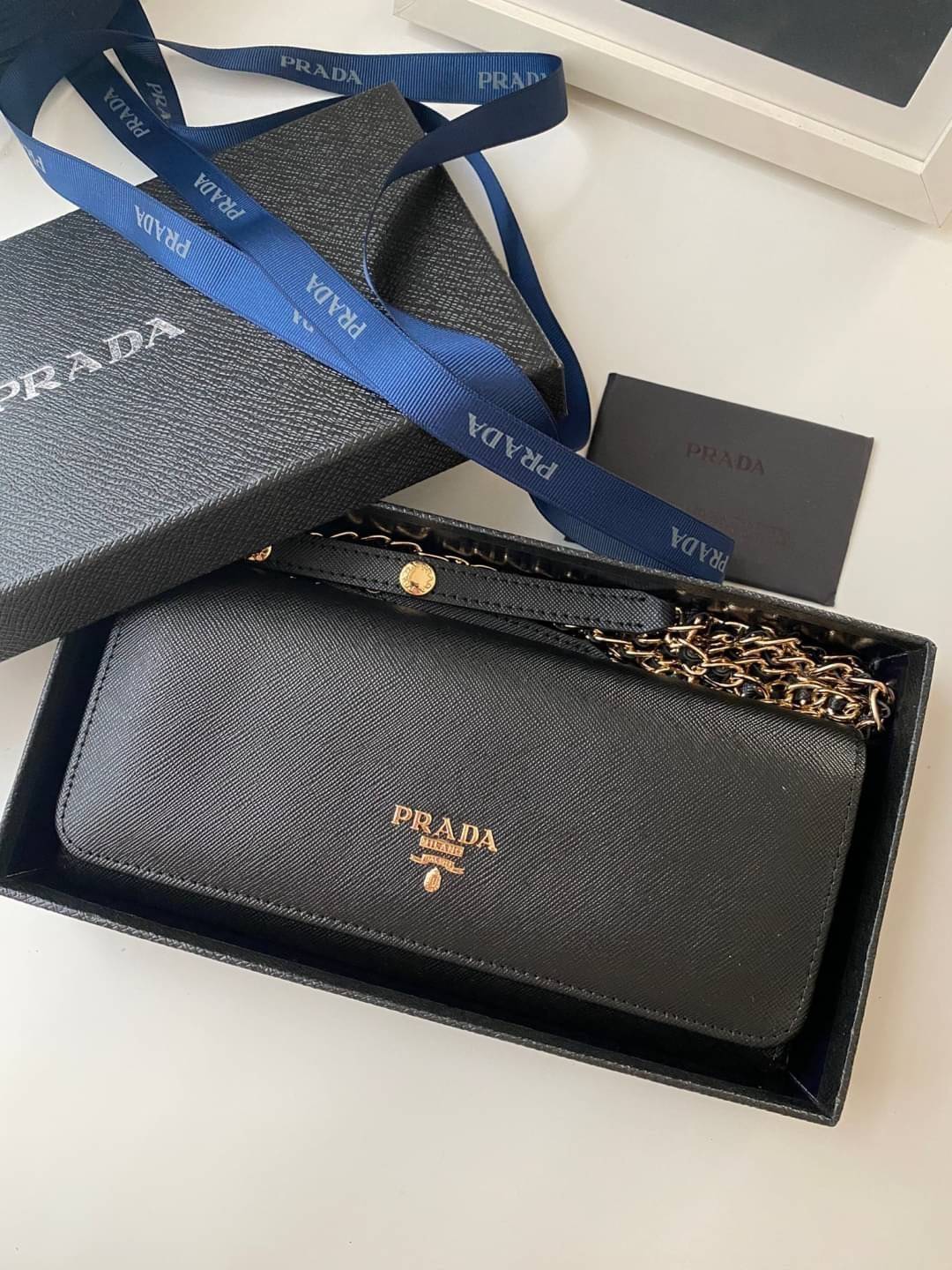 VIP หนังแท้ 】PRADA Saffiano Metal Leather Wallet on Chain Clutch Bag