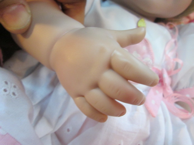 ตุ๊กตา Adora Happy Birthday 20 Inch Baby Doll! Just precious!! ของใหม่พร้อมกล่องและใบรับรองค่ะ