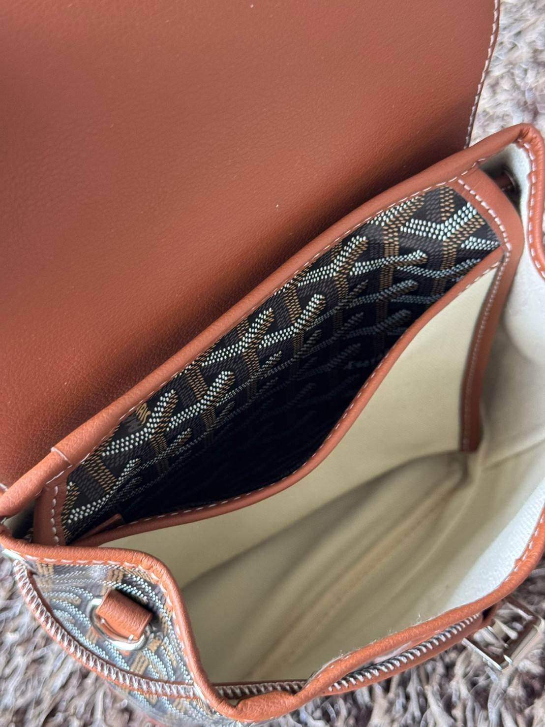 ORI หนังแท้ | Goyard Alpin Mini Backpack กระเป๋าเป้สะพายหลัง ปรับถือหรือสะพายข้างได้อย่างลงตัว ที่สามารถทำให้เป็นหลายรูปแบบ