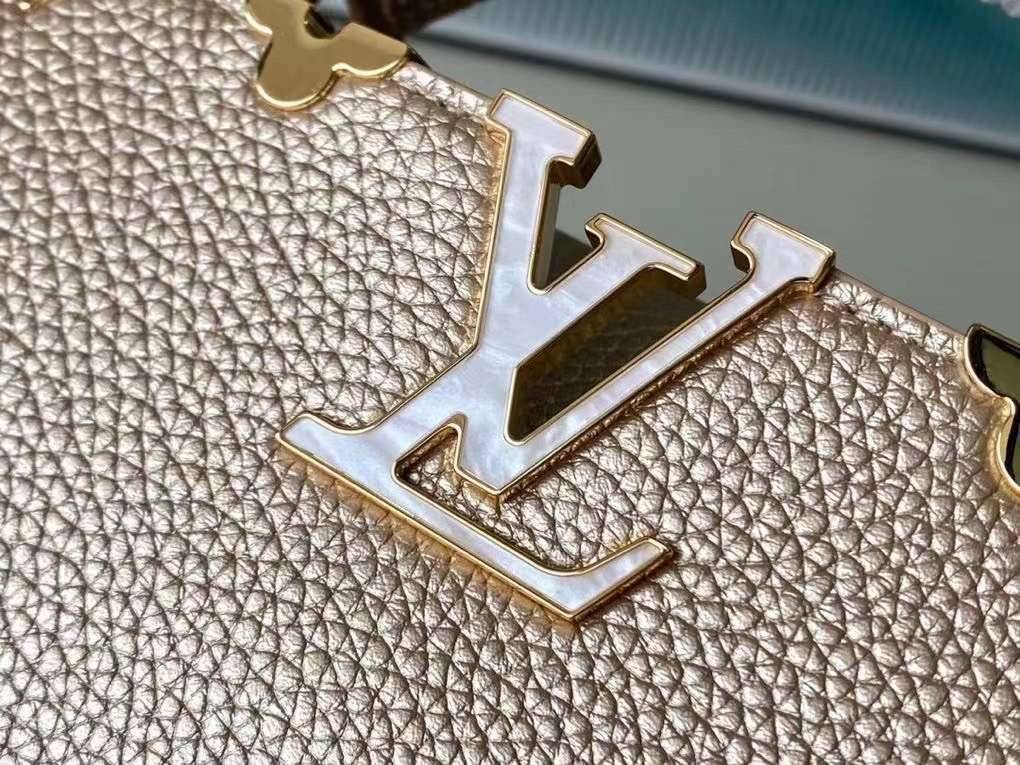 LV Capucines BB Gold Luxury Bag 27cm เกรดท็อปออริจินอล มีความละเอียดของเนื้องานมากที่สุด ปราณีตตรงปกทุกใบ ใช้สลับของแท้ได้ ใช้งานต่างประเทศได้ เข้าออกผ่านทุก ตม. สุดยอดเดอะเบสท์ไอเท็ม สวยหรู ผู้ดี หรูหรา ดูแพงมาแต่ไกล