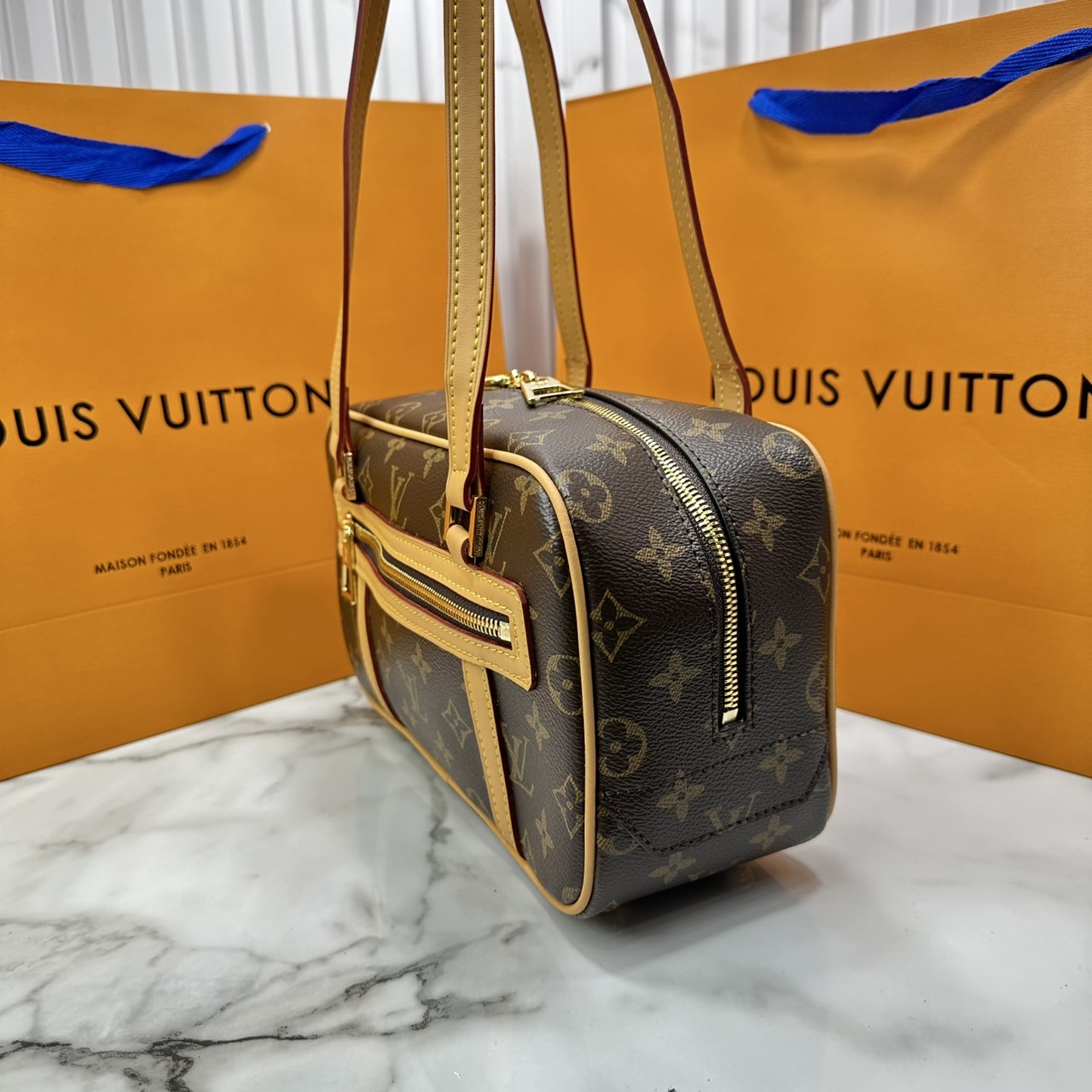 ORI หนังแท้ | LV Cite 2022 Monogram Canvas Handbags กระเป๋าสะพายรุ่นวินเทจยอดนิยม ไฮคลาสตลอดกาล