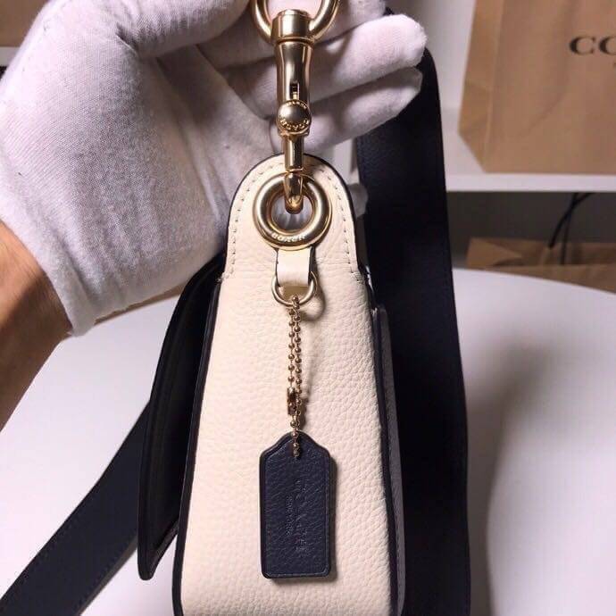 COACH SMALL JES MESSENGER WITH SIGNATURE CANVAS STRAP