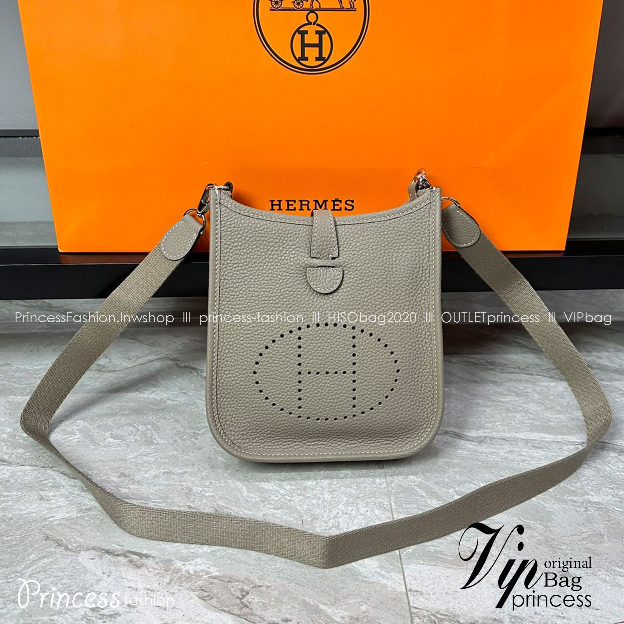HERMES Evelyne TPM Bag The Perfect Mini Crossbody Bag 17cm กระเป๋าทรงโท้ทแบรนด์หรู เอกลักษณ์ของความสง่างาม เกรดออริ สลับแท้ 1:1 ใช้งานต่างประเทศได้