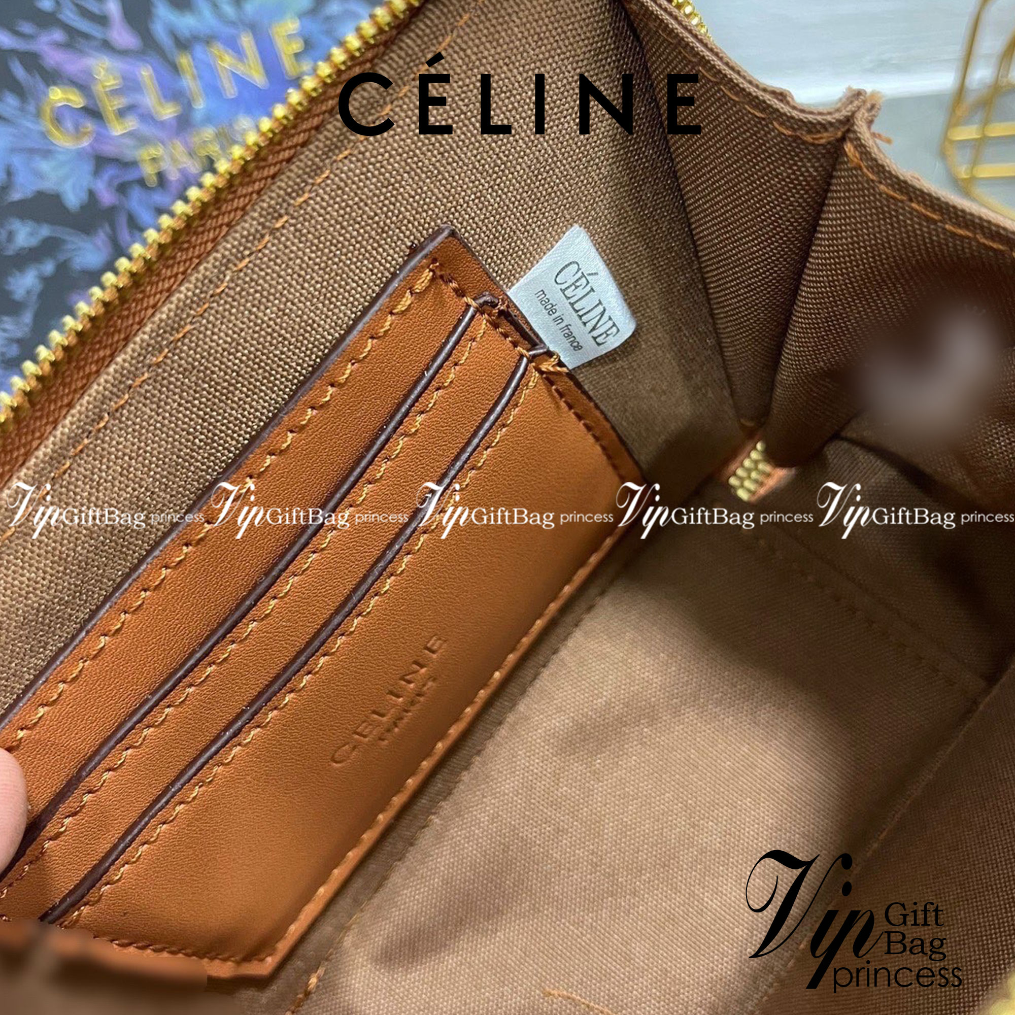 CELINE Phone Pouch With Flap In Triomphe Canvas / Celine Triomphe Pouch Crossbody Bag กระเป๋าใส่โทรศัพท์ซีลีนพร้อมส่ง ในวันที่ต้องการความคล่องตัว เราสามารถหยิบกระเป๋าใส่โทรศัพท์ประเภทนี้เพื่อใส่เพียงแค่โทรศัพท์ เงิน และของสำคัญชิ้นเล็ก ๆ ได้เลย โดยไม่ต้อง