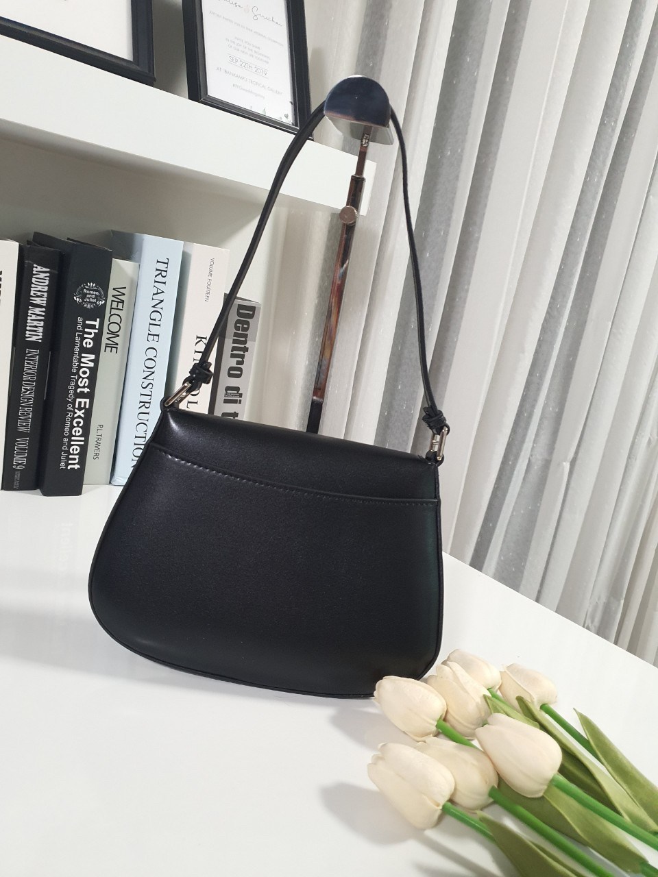 Prada งานพรีเมี่ยมกิ้ฟท์จากเคาเตอร์ต่างประเทศ PRADA CLEO BRUSHED LEATHER SHOULDER BAG WITH FLAP