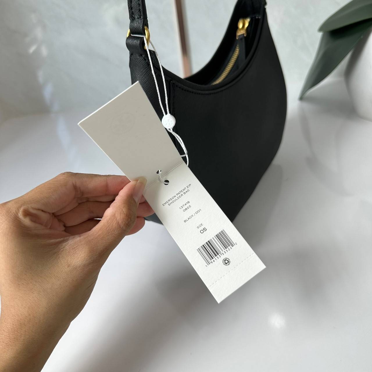 TORY BURCH EMERSON ZIP SHOULDER BAG 137416 / TORY BAG พร้อมส่ง 3 สี กระเป๋าสะพายไหล่ / คล้องแขน หนังซาเฟียโน่ ทนทาน