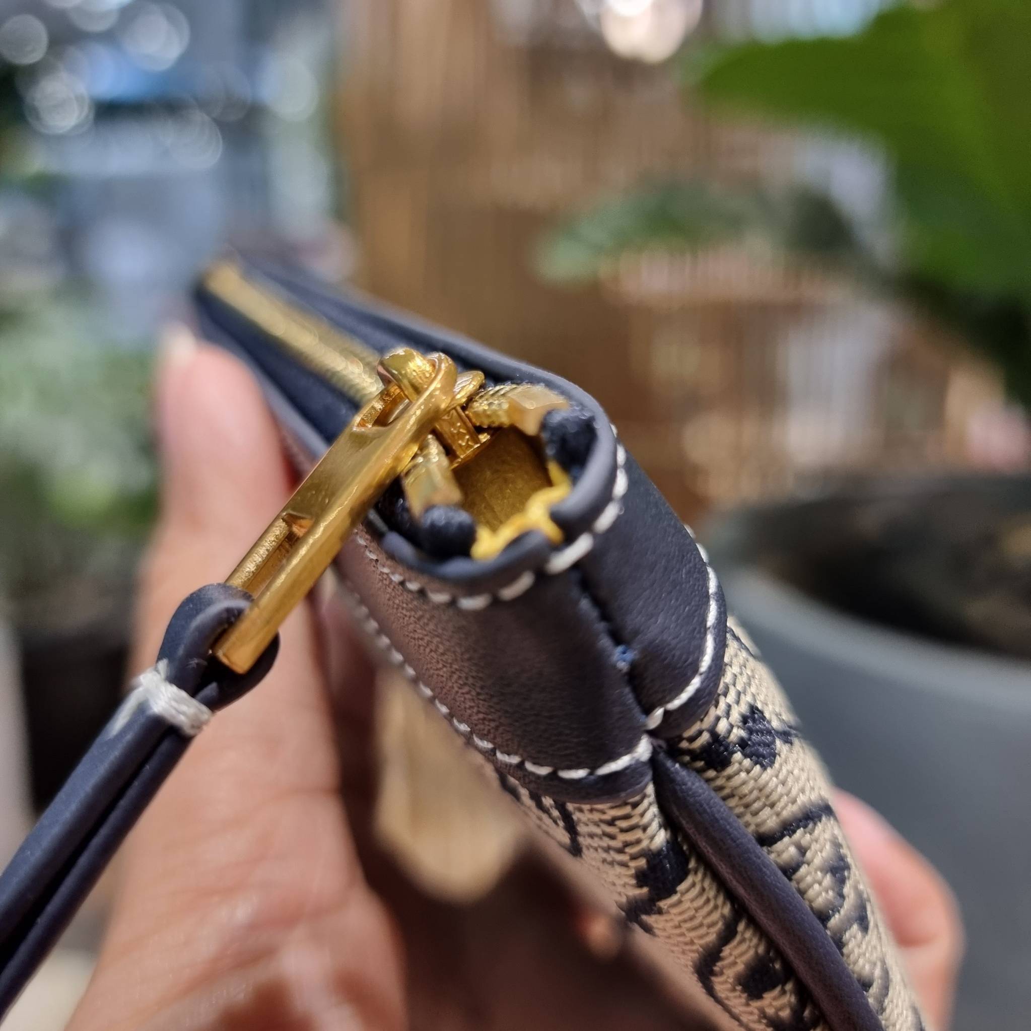 TORY BURCH T MONOGRAM CARD CASE KEY RING ใหม่ล่าสุด กับกระเป๋าเอนกประสงค์สำหรับถนอมบัตร น่ารัก คิ้วท์ๆ ใบจริงน่าใช้มาก