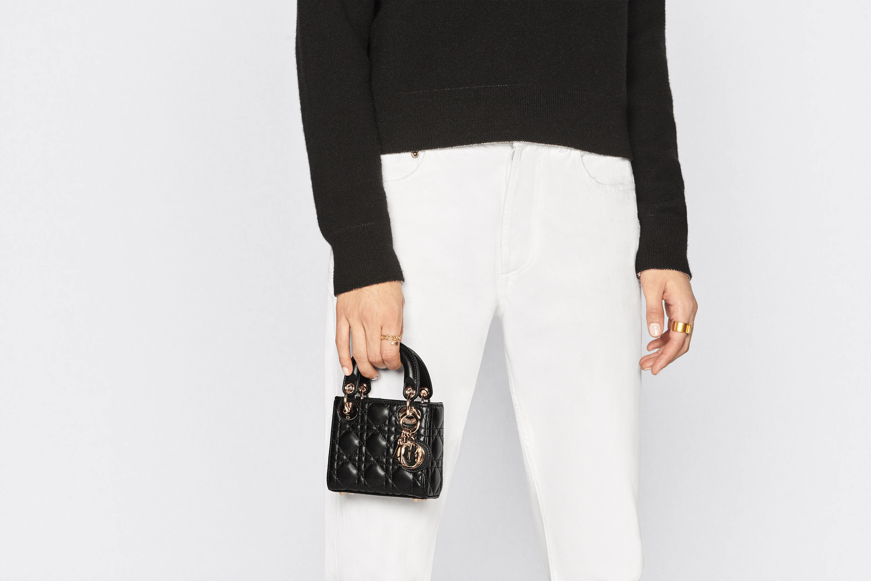 Micro Lady Dior Bag Dark Pink Metallic Canvas Embroidered with Multicolor Crystals เกรดใช้งานสลับใบจริงได้ เทพออริจินอล เป็นรุ่นสั่งทำพิเศษ ภาพสินค้าถ่ายจากงานขายจริงใช้งานต่างประเทศได้