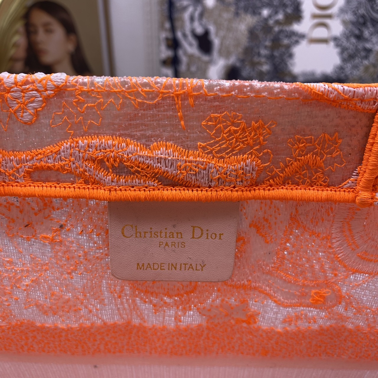 DIOR Book Tote Fluorescent Orange Toile de Jouy Transparent Canvas เกรดออริจินอล ภาพสินค้าถ่ายจากงานขายจริงใช้งานต่างประเทศได้