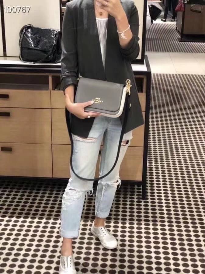 COACH SMALL JES MESSENGER WITH SIGNATURE CANVAS STRAP