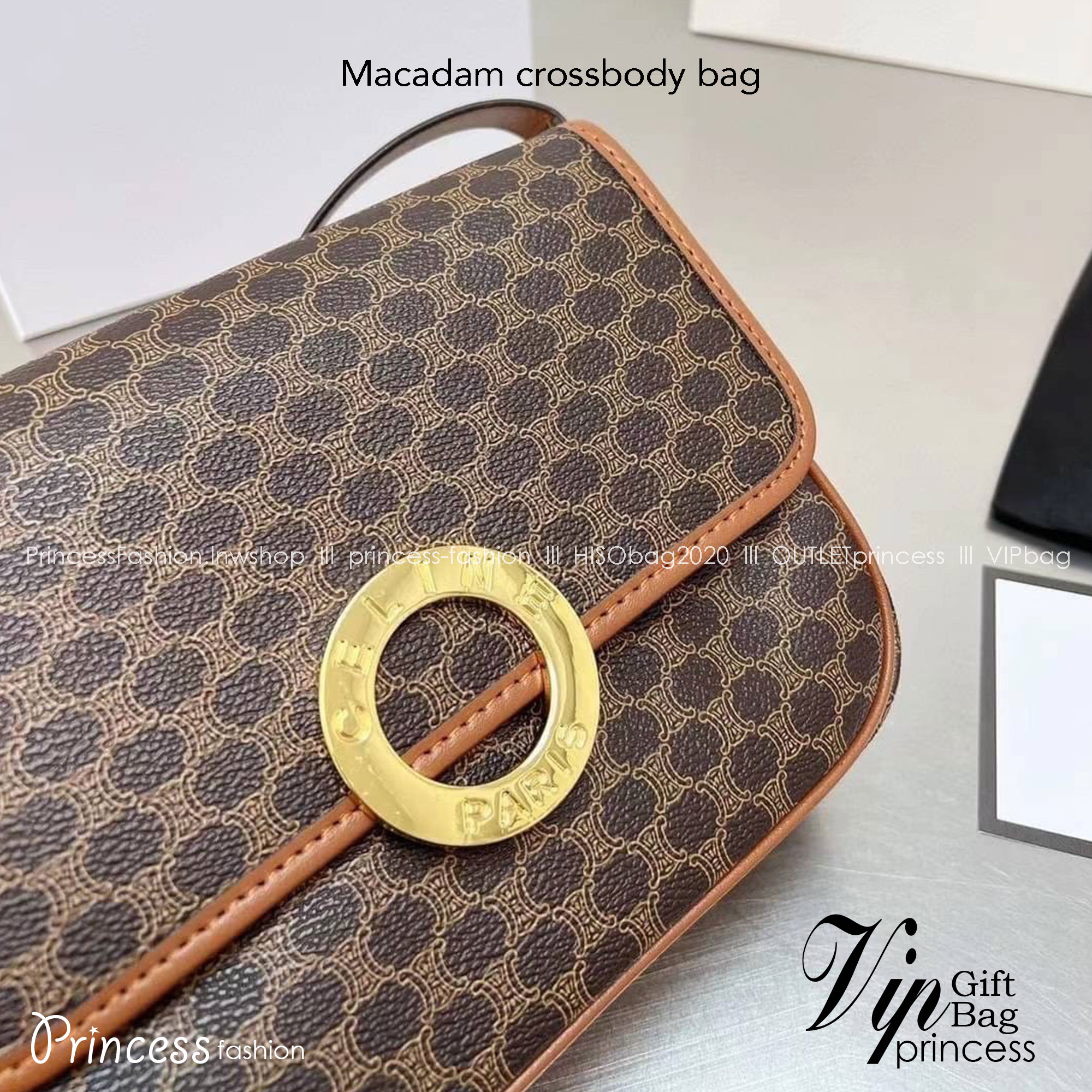 CELINE VINTAGE / CELINE Macadam crossbody bag / CELINE FOLCO BAG IN TRIOMPHE CANVAS กระเป๋าสะพายสไตล์วินเทจ หากใครที่กำลังมองหากระเป๋าสะพายข้าง ขนาดกะทัดรัด และเรียบหรู