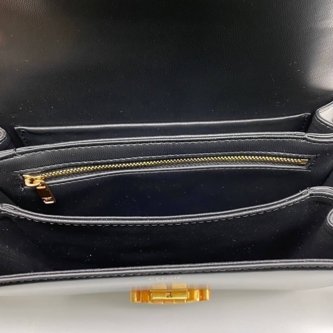MEDIUM 22cm : CELINE CLASSIQUE TRIOMPHE BAG IN SHINY CALFSKIN / Celine Triomphe Bag / Celine Bag พร้อมส่ง 10 สี เกรดออริ 1:1 กระเป๋าแบรนด์หรูที่ควรมีแห่งปี