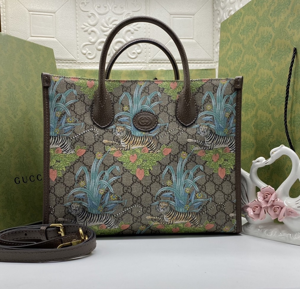 หนังแท้ GUCCI Tiger GG small tote bag พร้อมส่งที่ไทย