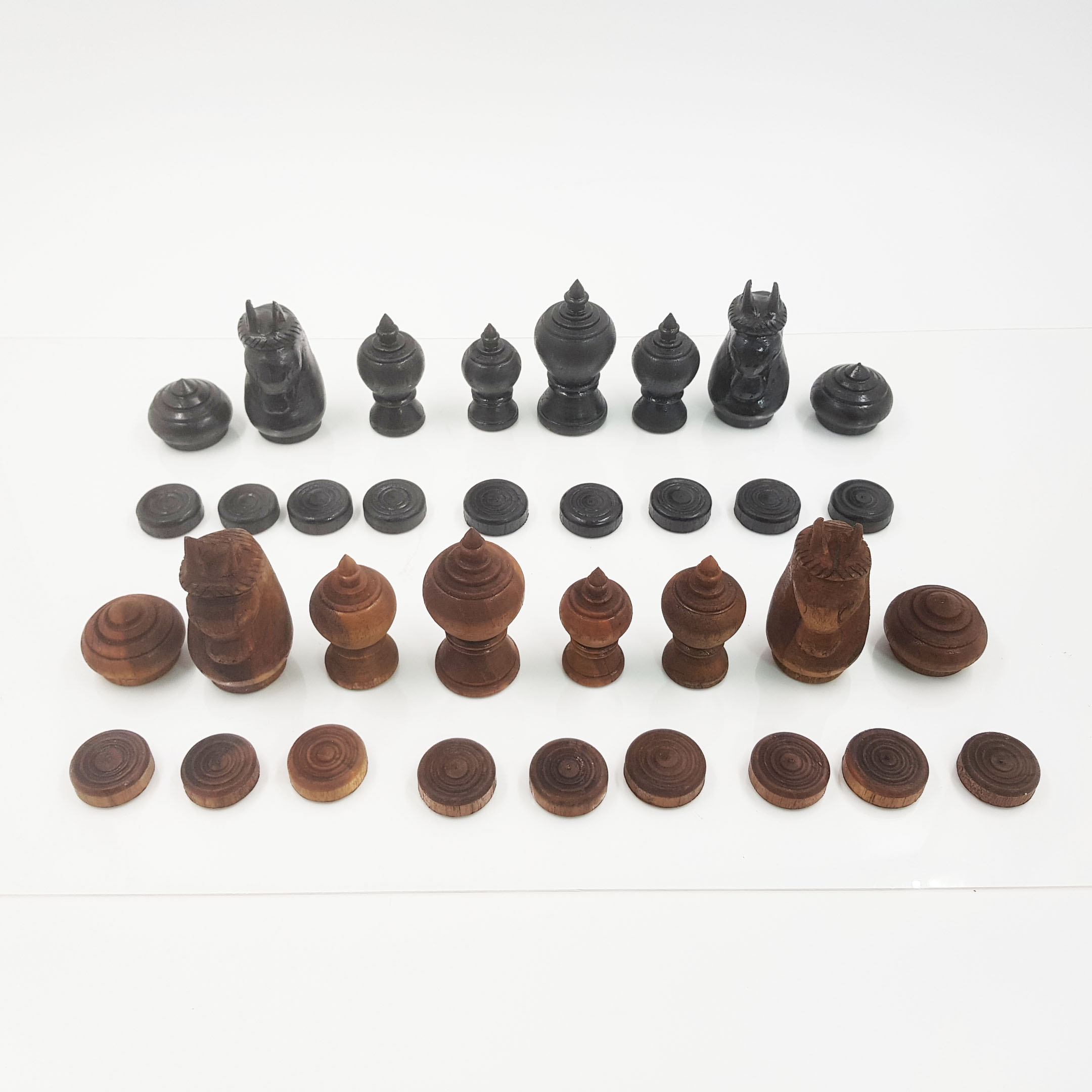 ตัวหมากรุกไทยไม้สักชุดสหัสเดชะ