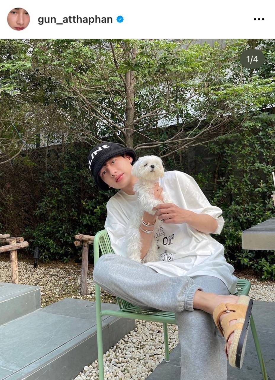 CELINE KNIT HAT / CELINE EMBROIDERED KNIT WOOL BEANIE หมวกไหมพรมเซลีน รุ่นใหม่ล่าสุด ใส่แล้วปังมากค่าา น่ารักที่สุด ใช้ได้ทั้งชายหญิง น่ารักมากกกก ไหมพรมทอแน่นเนื้อดี ตรงปกค่า