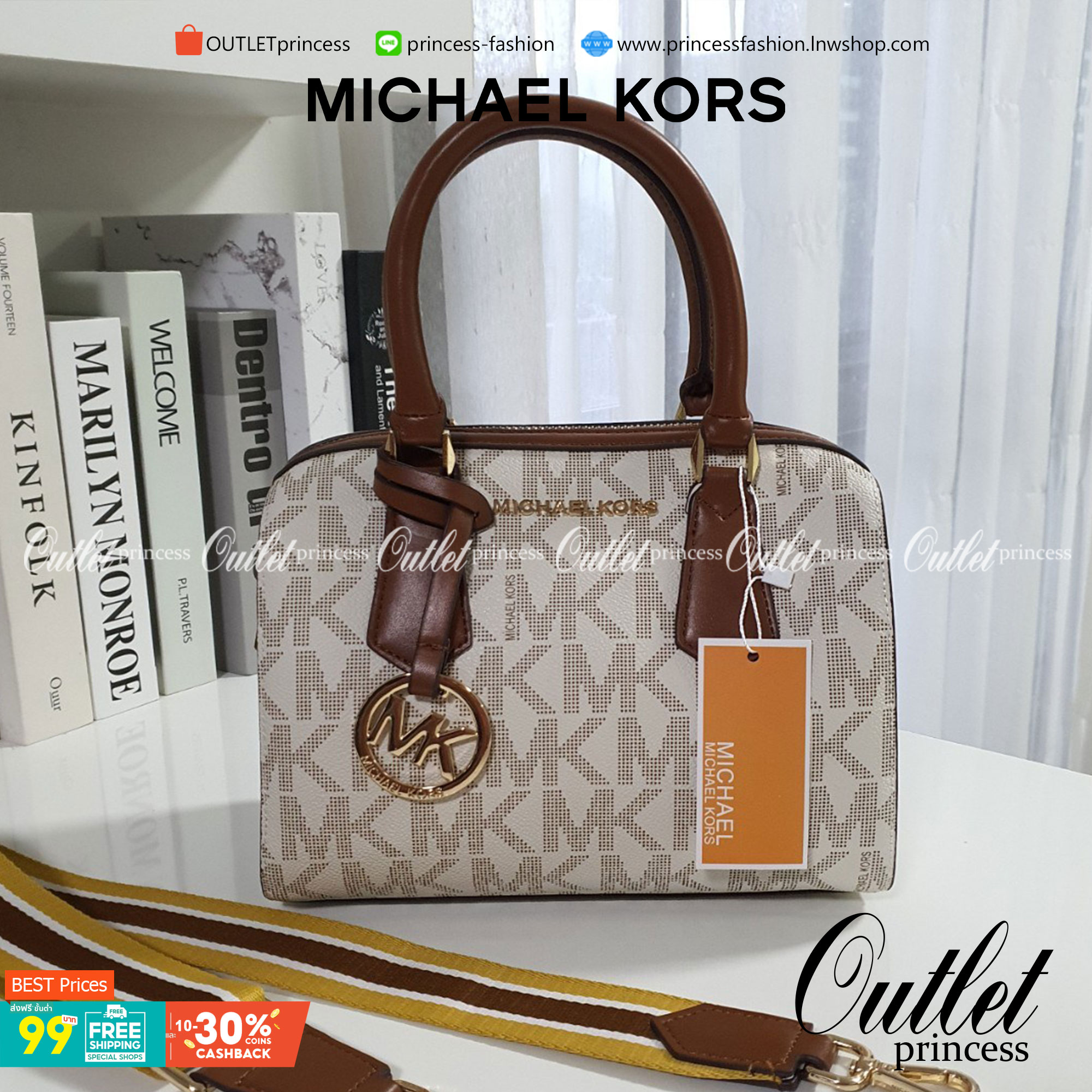MICHEAL KORS HAYES DUFFLE BAG กระเป๋าสะพายทรงหมอนยอดฮิต ขนาดกลาง วัสดุหนังสังเคราะห์ปั้มลาย MK ทั้งใบ สวยอยู่ทรง ประดับโลโก้แบรนด์ด้านหน้า ด้านในบุผ้าไนลอน มีช่องซิปอีกหนึ่งช่อง สามารถใส่กระเป๋าสตางค์ใบยาว มือถือ iphone เงิน ของจุกจิกได้ มาพร้อมแท็กห้อยสุ