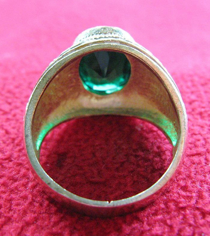 สินค้าหมดค่ะ แหวนพลอยมรกตเนื้อทองเหลือง(ราศีพฤษภ)แบบเล็กค่ะ